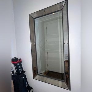 Mirror available for pick up in NYC buyer pays the shipping